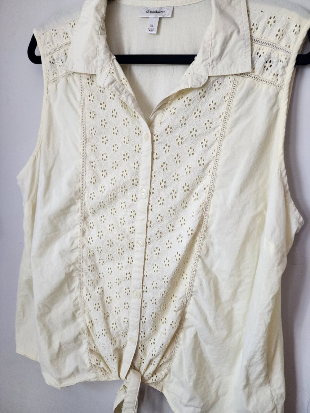 Dressbarn Pale Yellow Eyelet Button Front Tie Collared Tank Top Cottagecore Boho - Picture 4 of 9